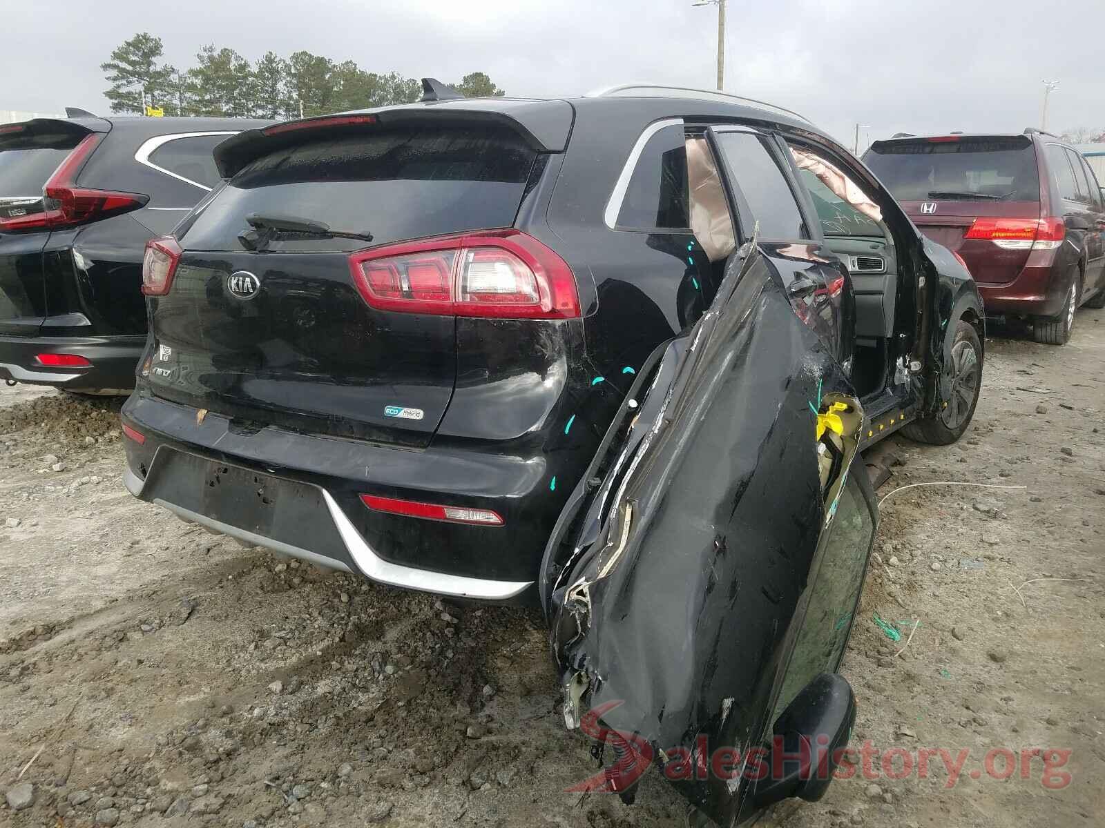 KNDCB3LC3K5297088 2019 KIA NIRO