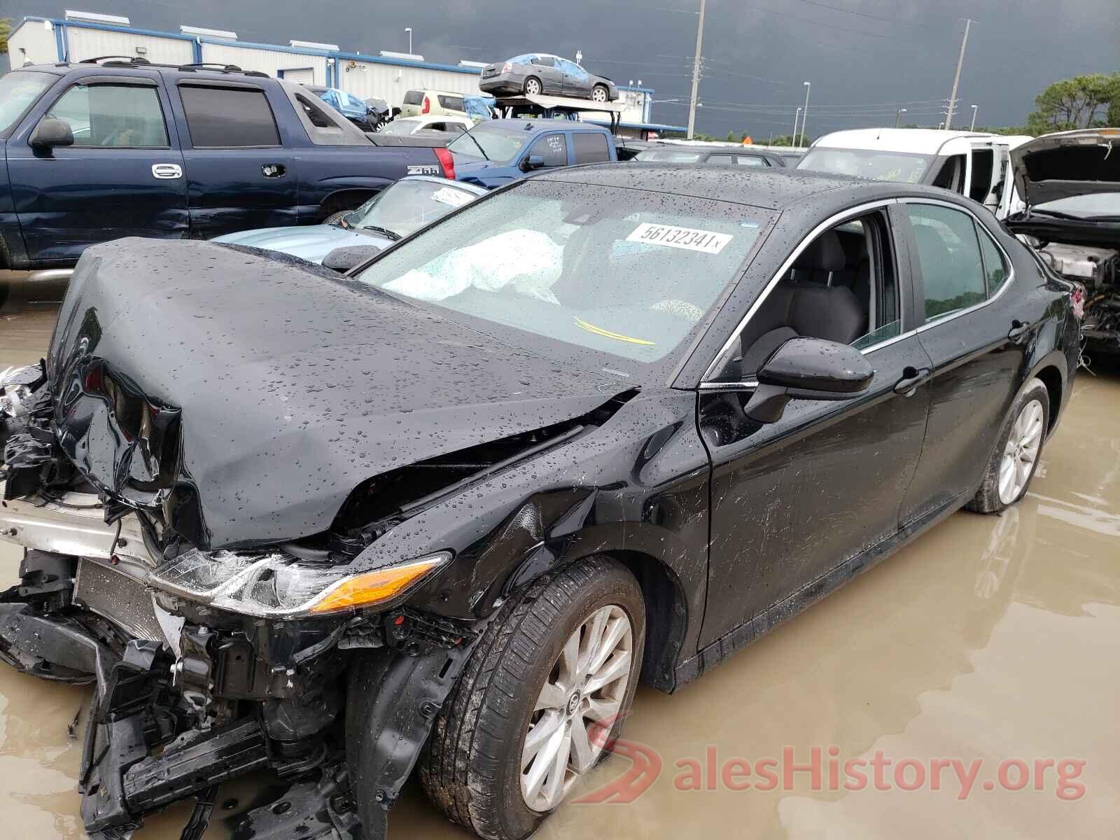 4T1B11HK2JU072356 2018 TOYOTA CAMRY