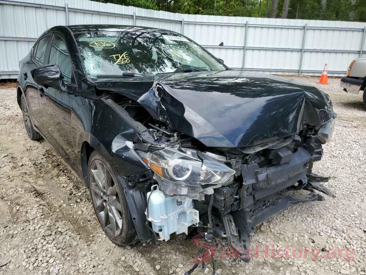 3MZBN1V35JM183295 2018 MAZDA 3