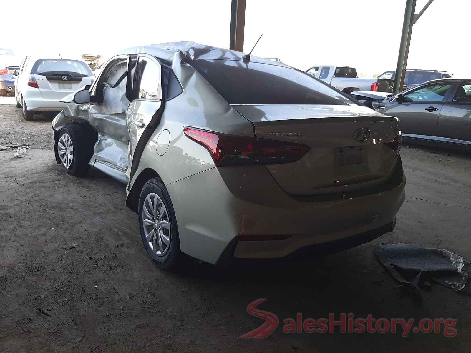 3KPC24A32JE035039 2018 HYUNDAI ACCENT