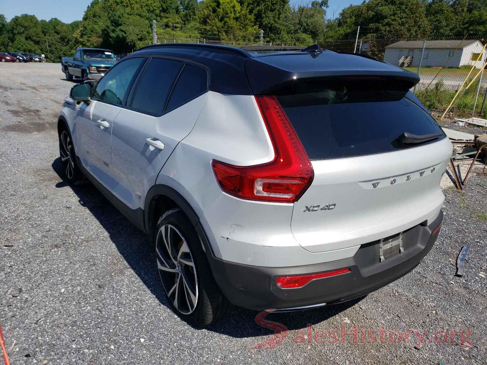 YV4162UM0L2347717 2020 VOLVO XC40