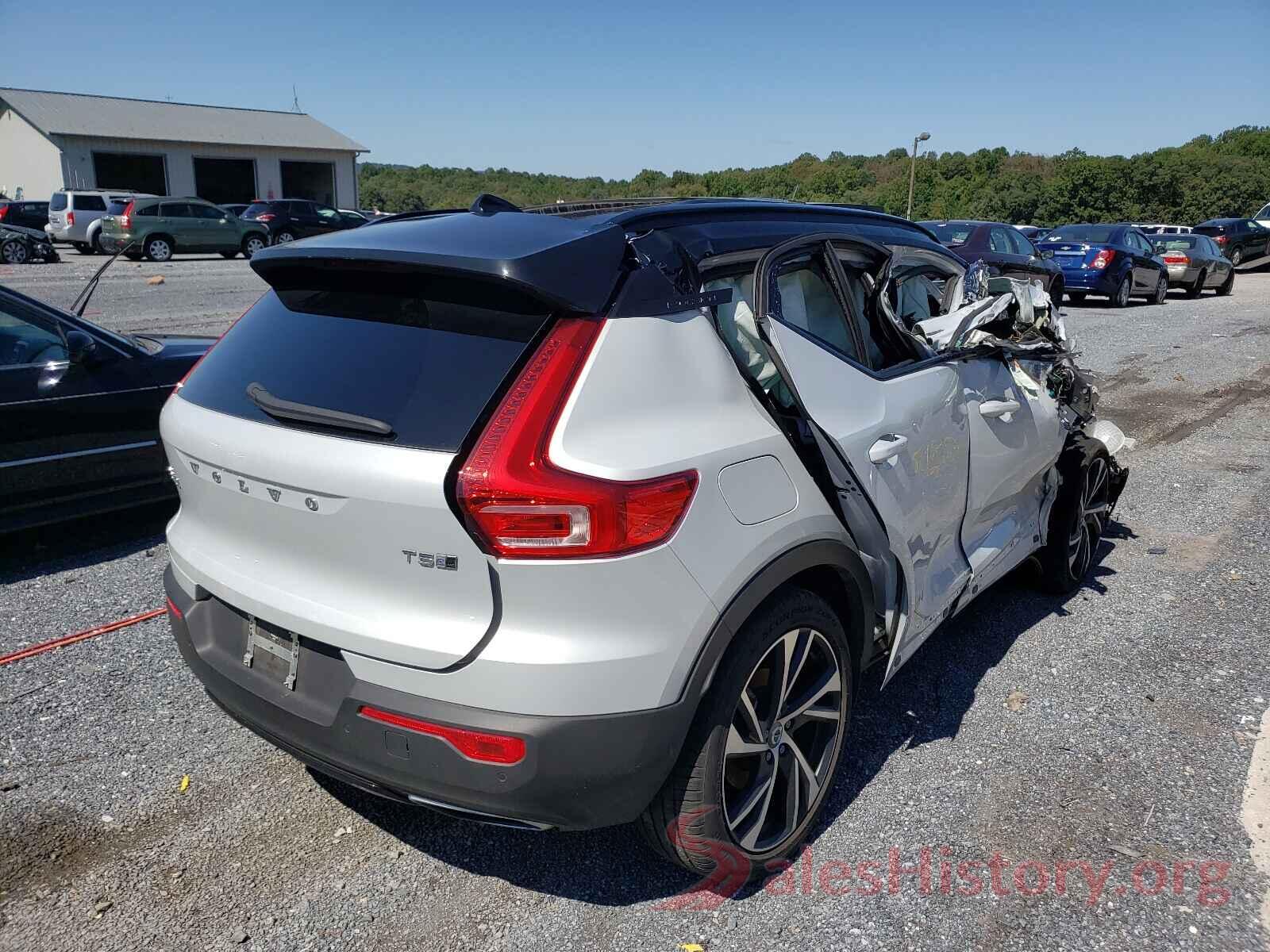 YV4162UM0L2347717 2020 VOLVO XC40