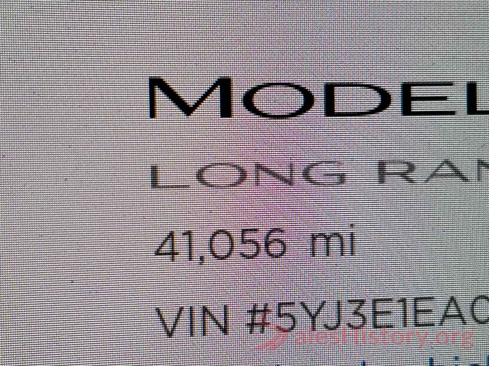 5YJ3E1EA0JF057274 2018 TESLA MODEL 3