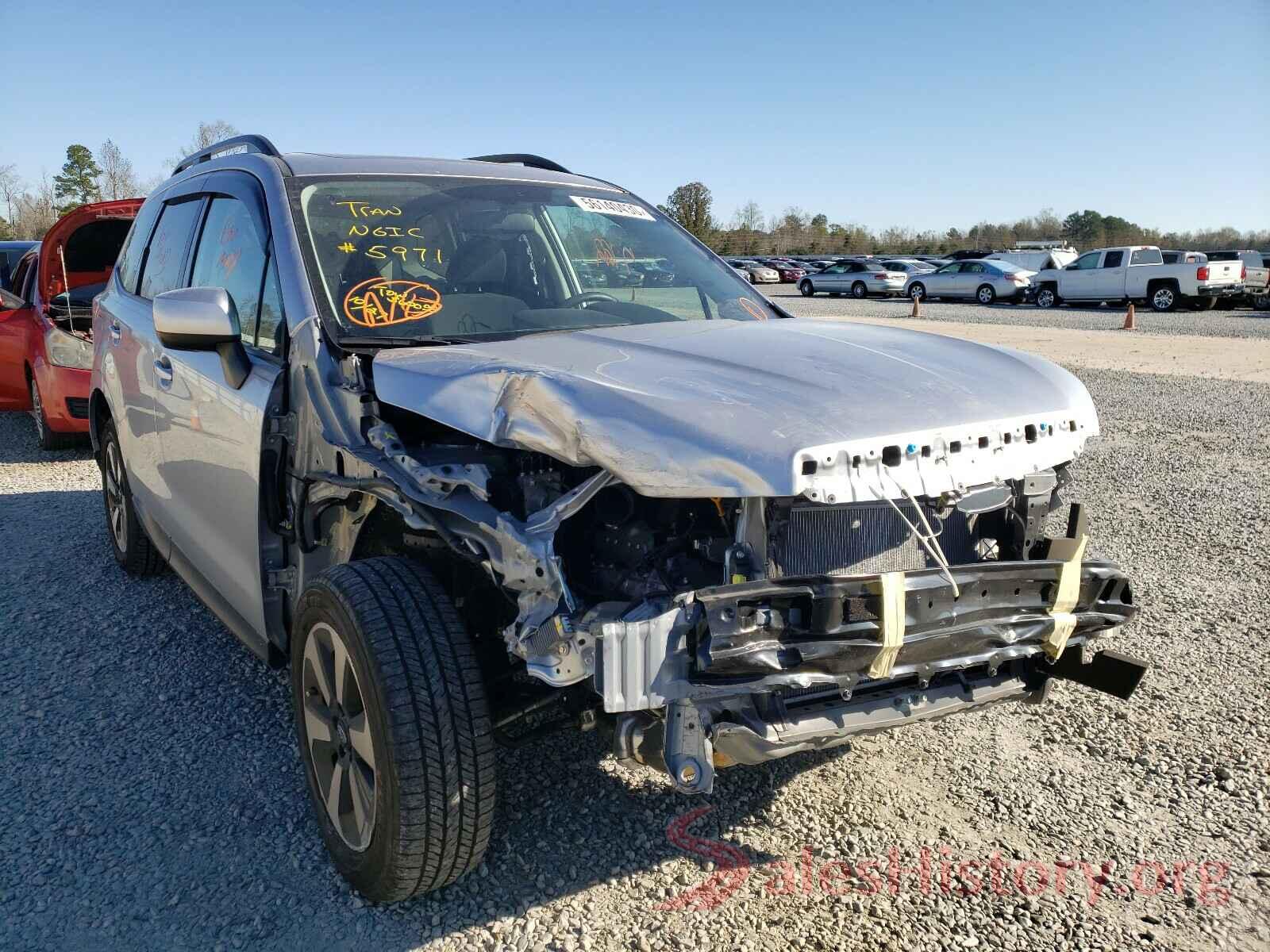 JF2SJAEC2JH550660 2018 SUBARU FORESTER