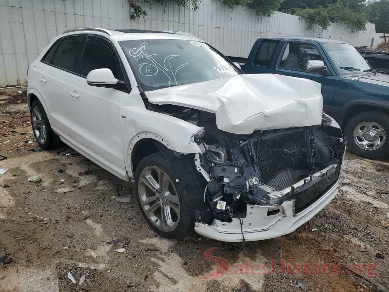 WA1BCCFS8JR014049 2018 AUDI Q3