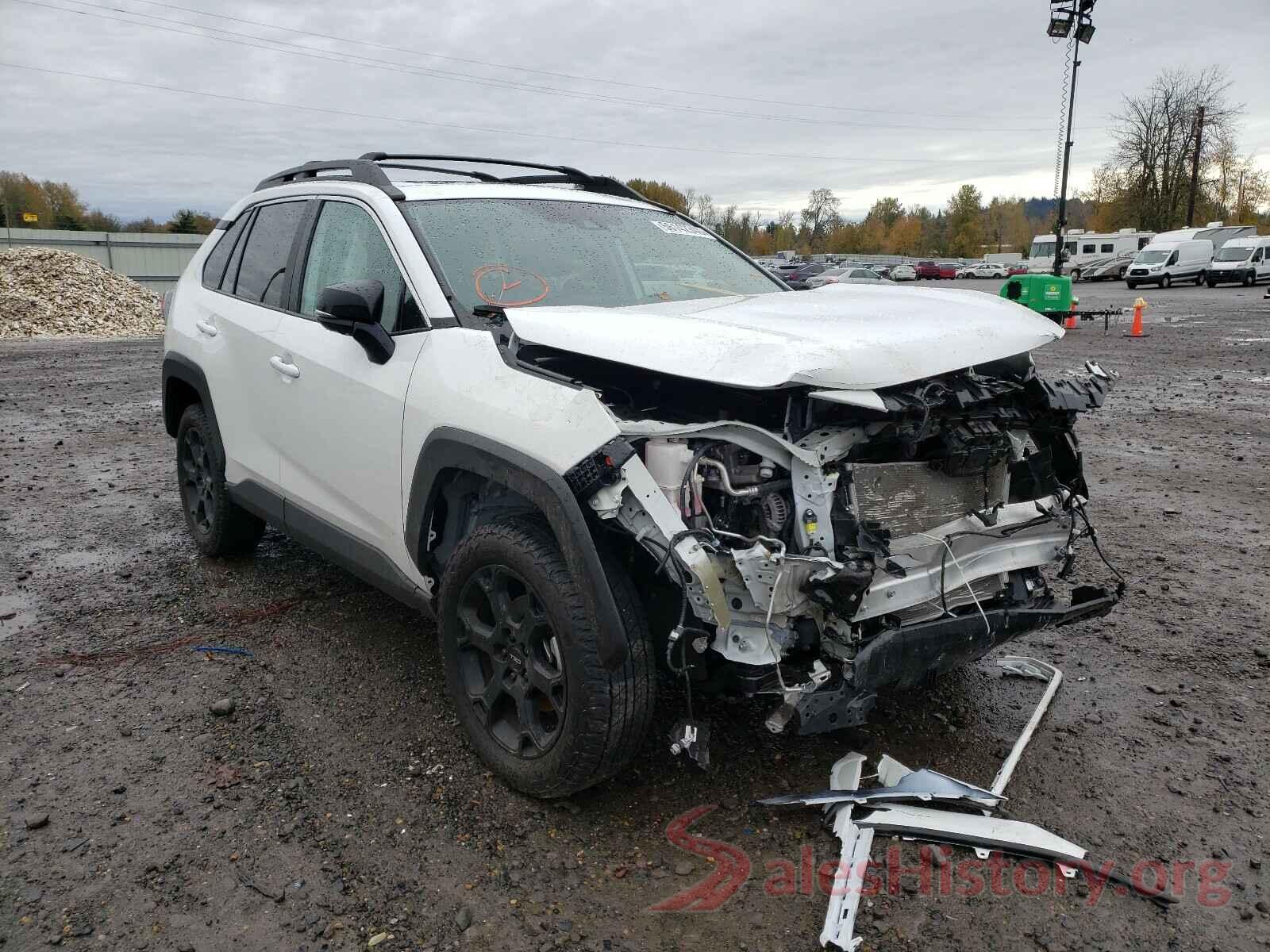 2T3J1RFV9LC069165 2020 TOYOTA RAV4