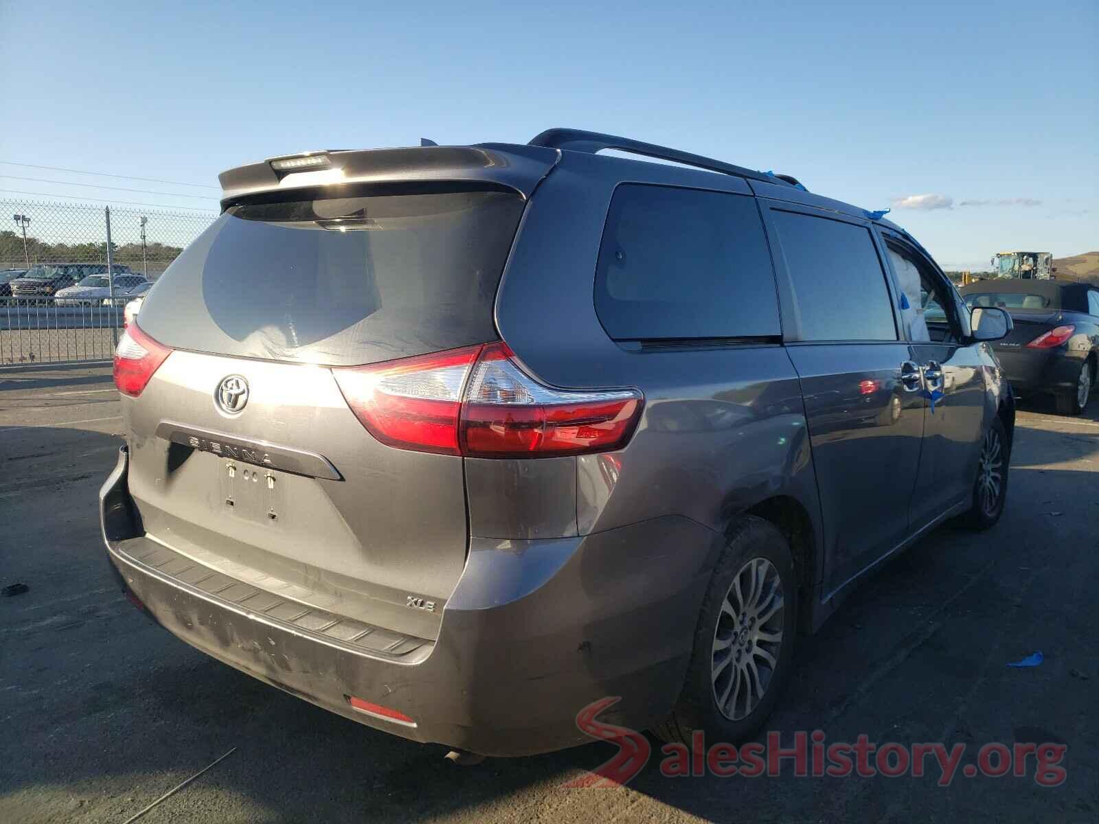 5TDYZ3DC9JS940732 2018 TOYOTA SIENNA