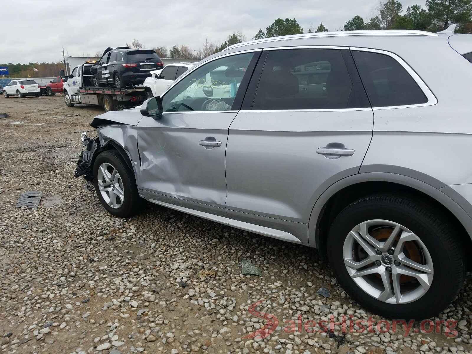 WA1BNAFY5J2213362 2018 AUDI Q5