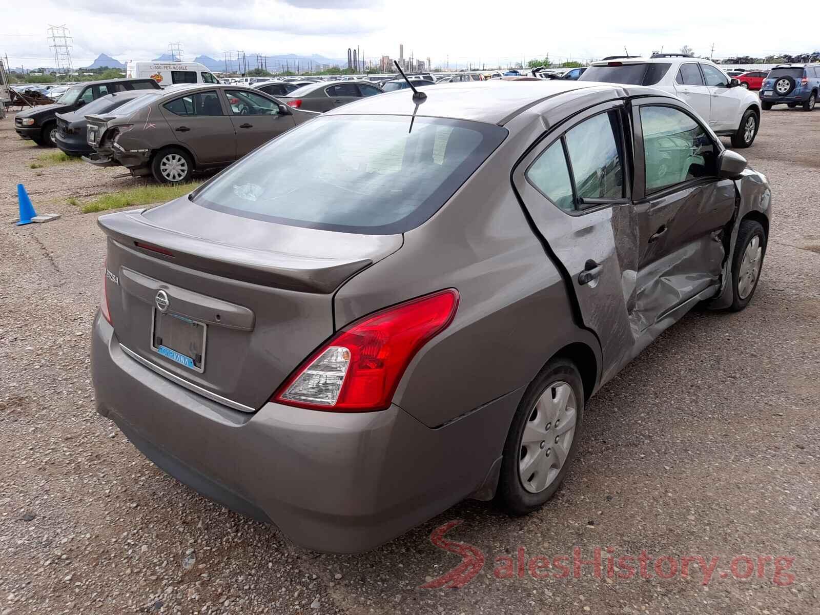 3N1CN7AP8HL889733 2017 NISSAN VERSA