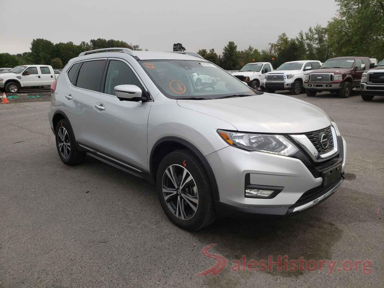 5N1AT2MV9JC780220 2018 NISSAN ROGUE