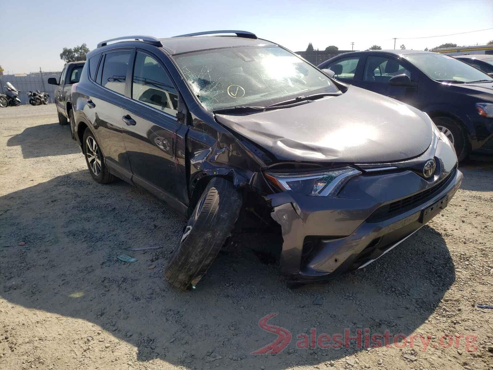 JTMRFREV7GJ080772 2016 TOYOTA RAV4