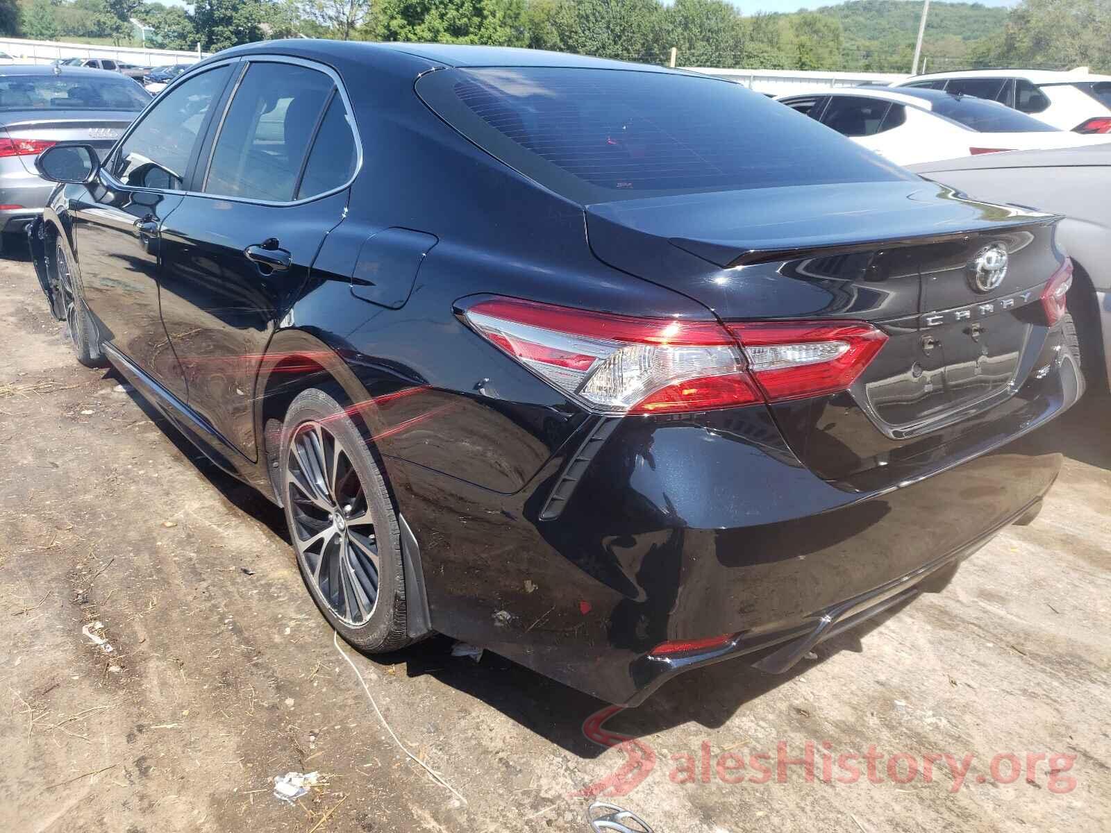 4T1B11HK7JU057674 2018 TOYOTA CAMRY