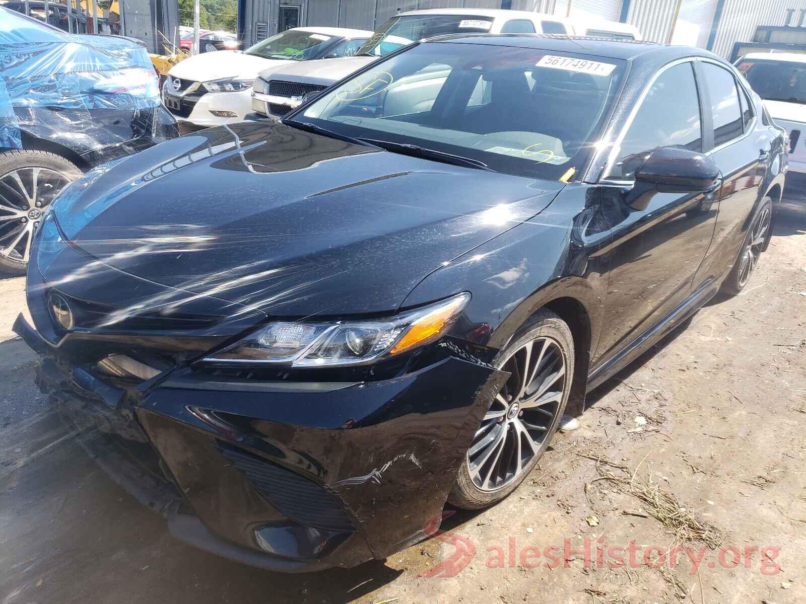 4T1B11HK7JU057674 2018 TOYOTA CAMRY