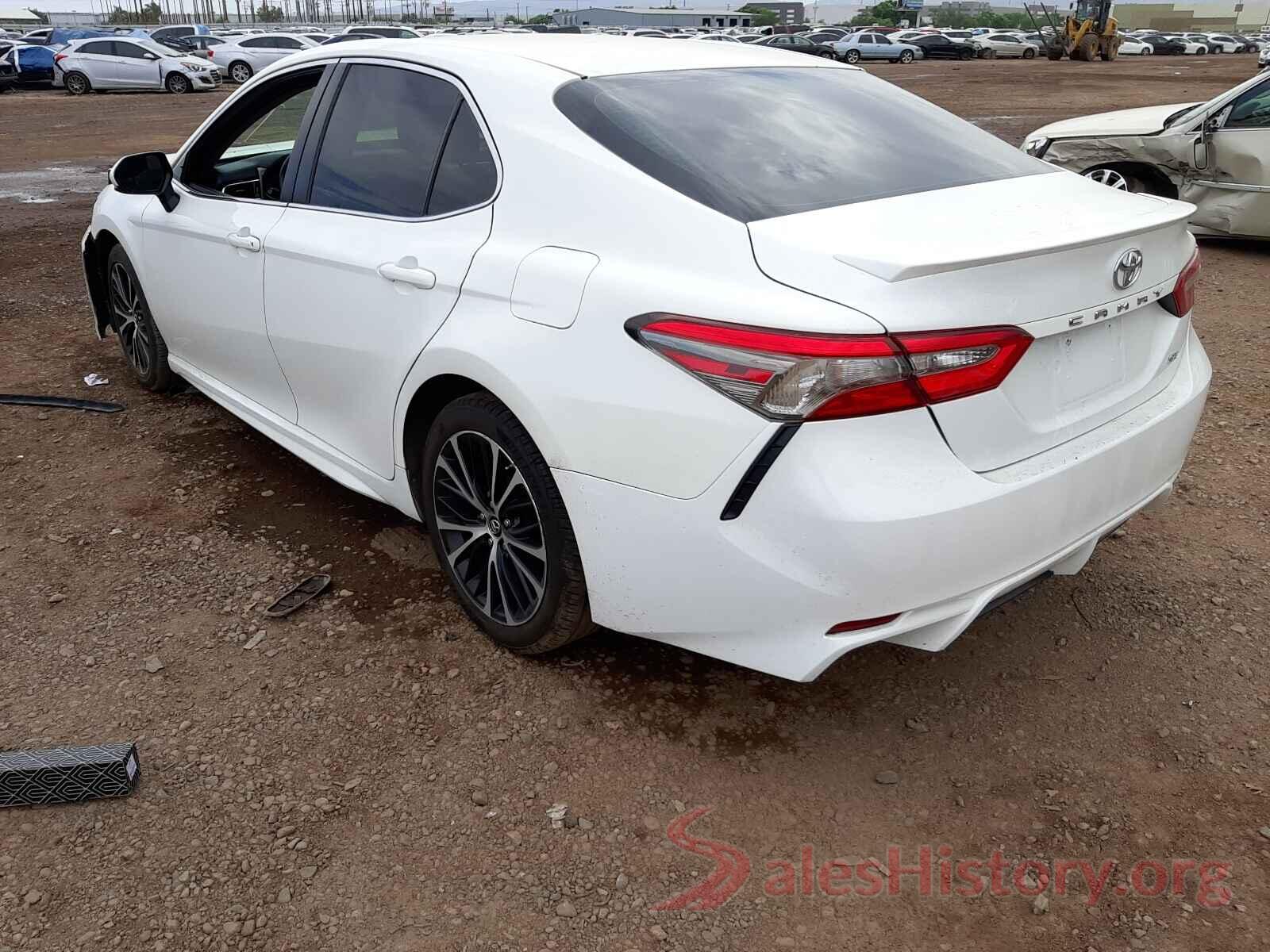 JTNB11HK9J3019546 2018 TOYOTA CAMRY