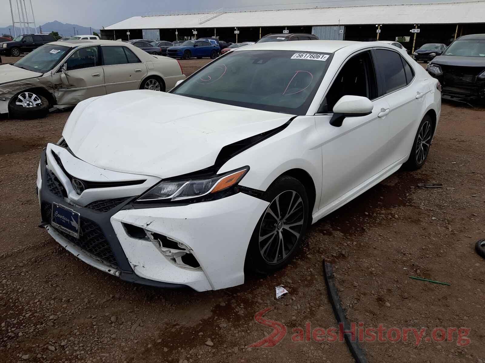 JTNB11HK9J3019546 2018 TOYOTA CAMRY