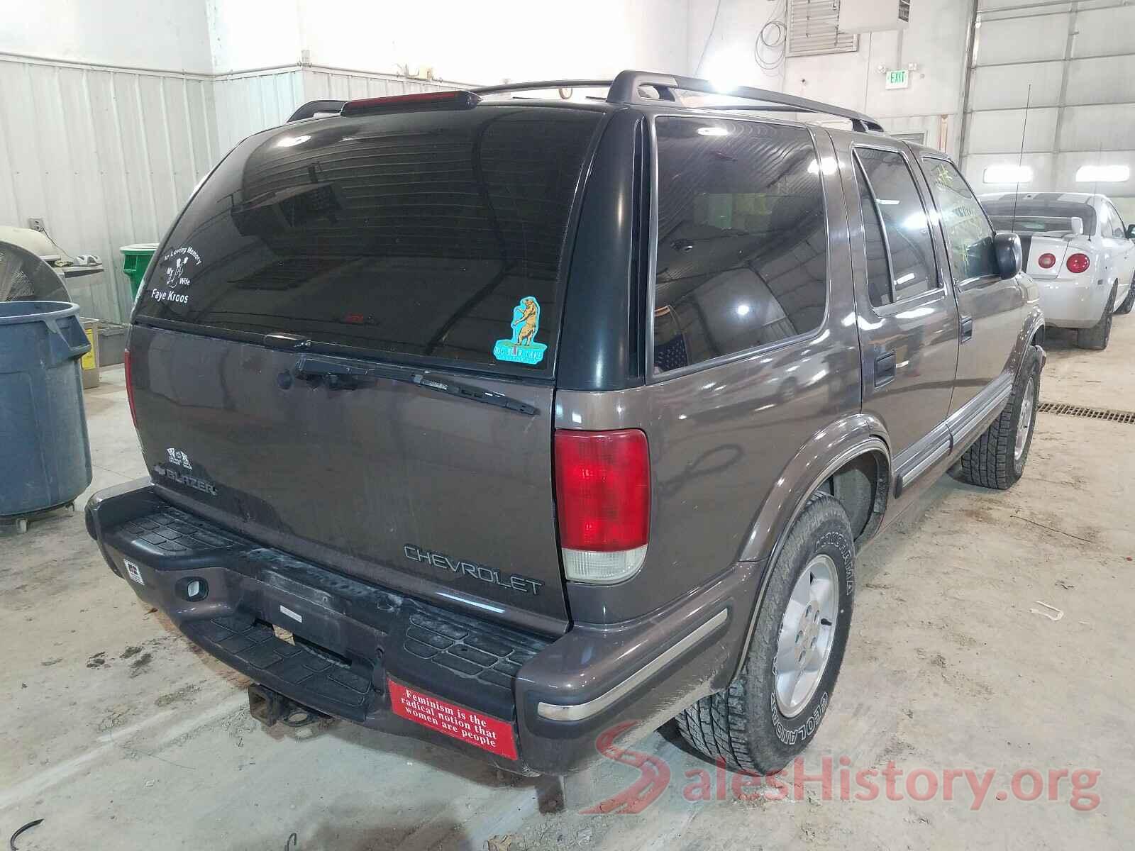 1GNDT13WXXK181435 1999 CHEVROLET BLAZER