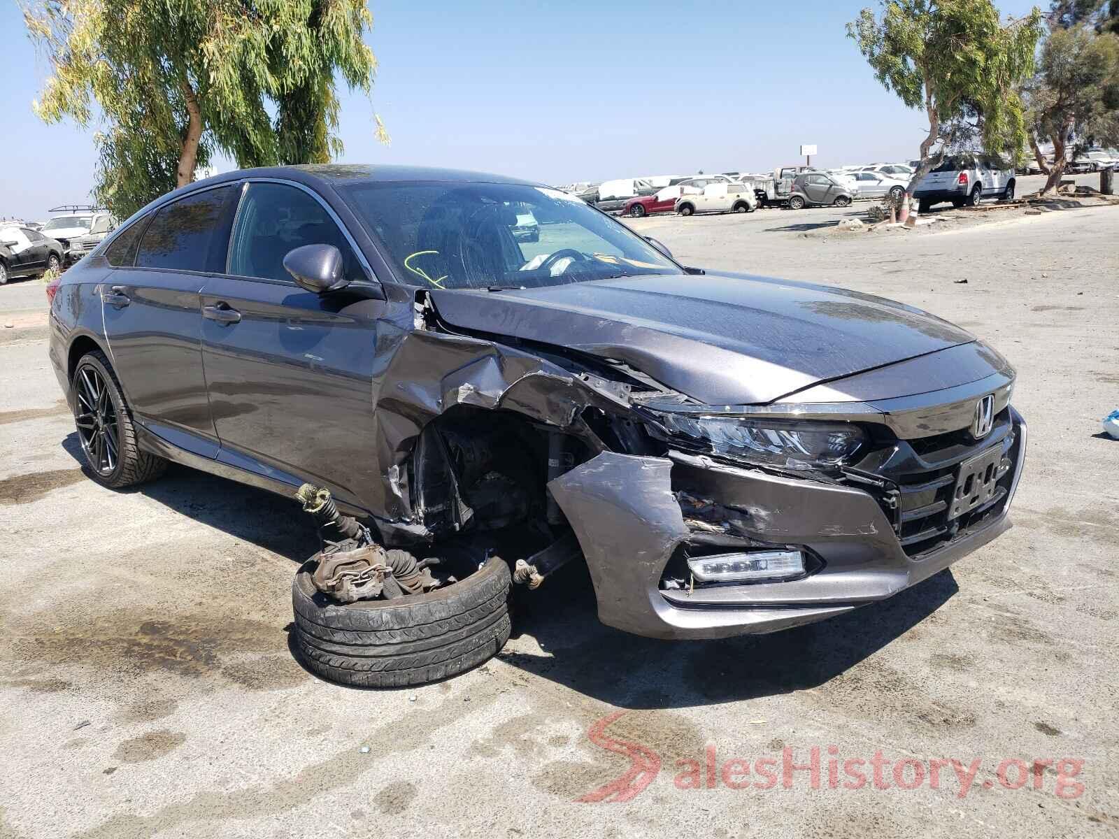 1HGCV1F35JA152357 2018 HONDA ACCORD