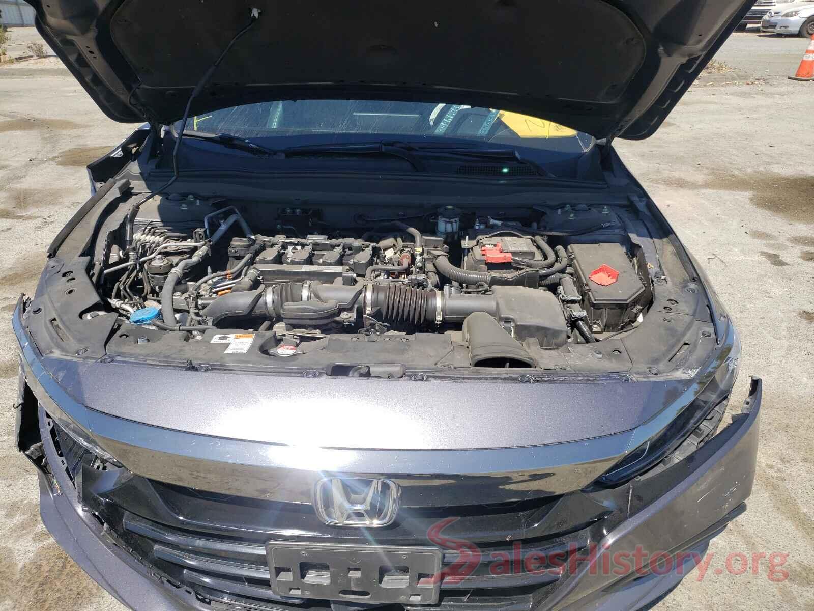 1HGCV1F35JA152357 2018 HONDA ACCORD