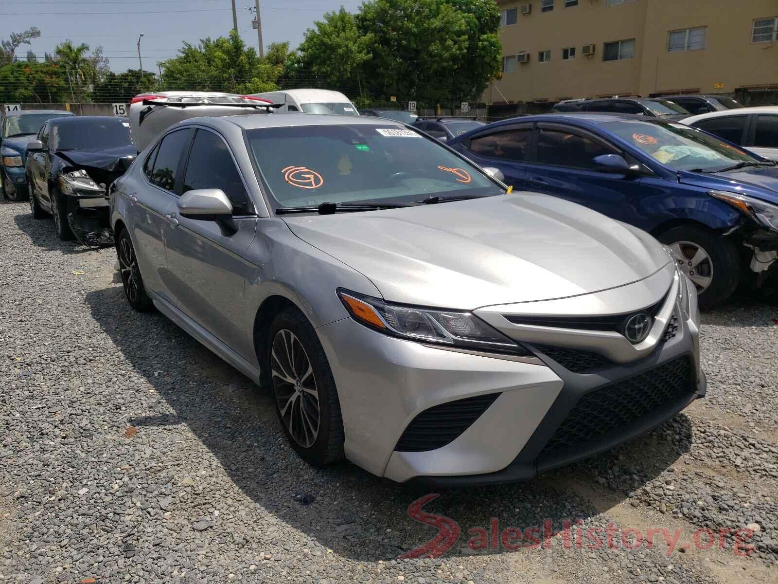 4T1B11HKXJU612312 2018 TOYOTA CAMRY