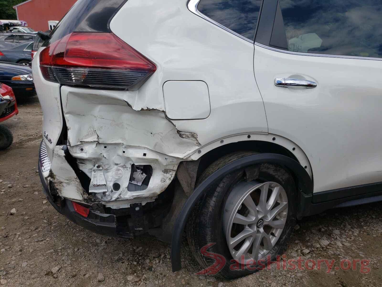 KNMAT2MV6JP531063 2018 NISSAN ROGUE