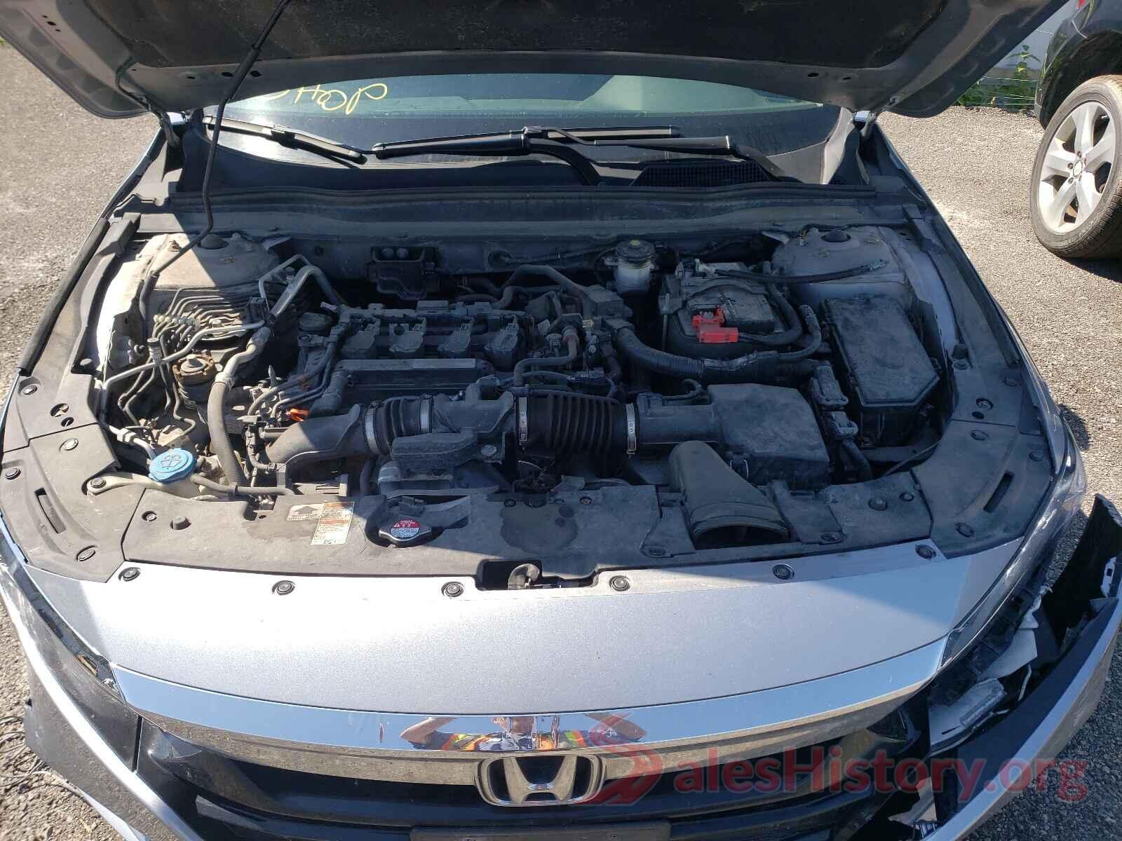 1HGCV1F11JA811355 2018 HONDA ACCORD