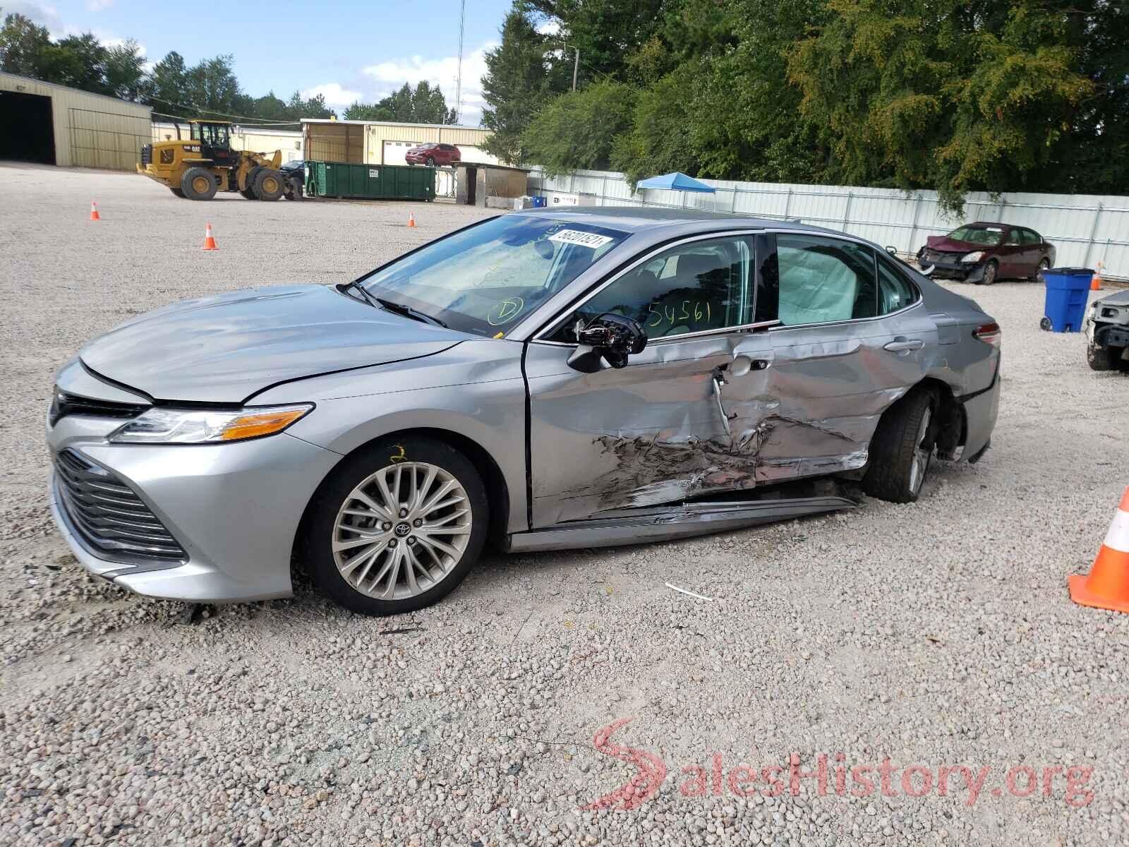 4T1B11HKXKU761692 2019 TOYOTA CAMRY