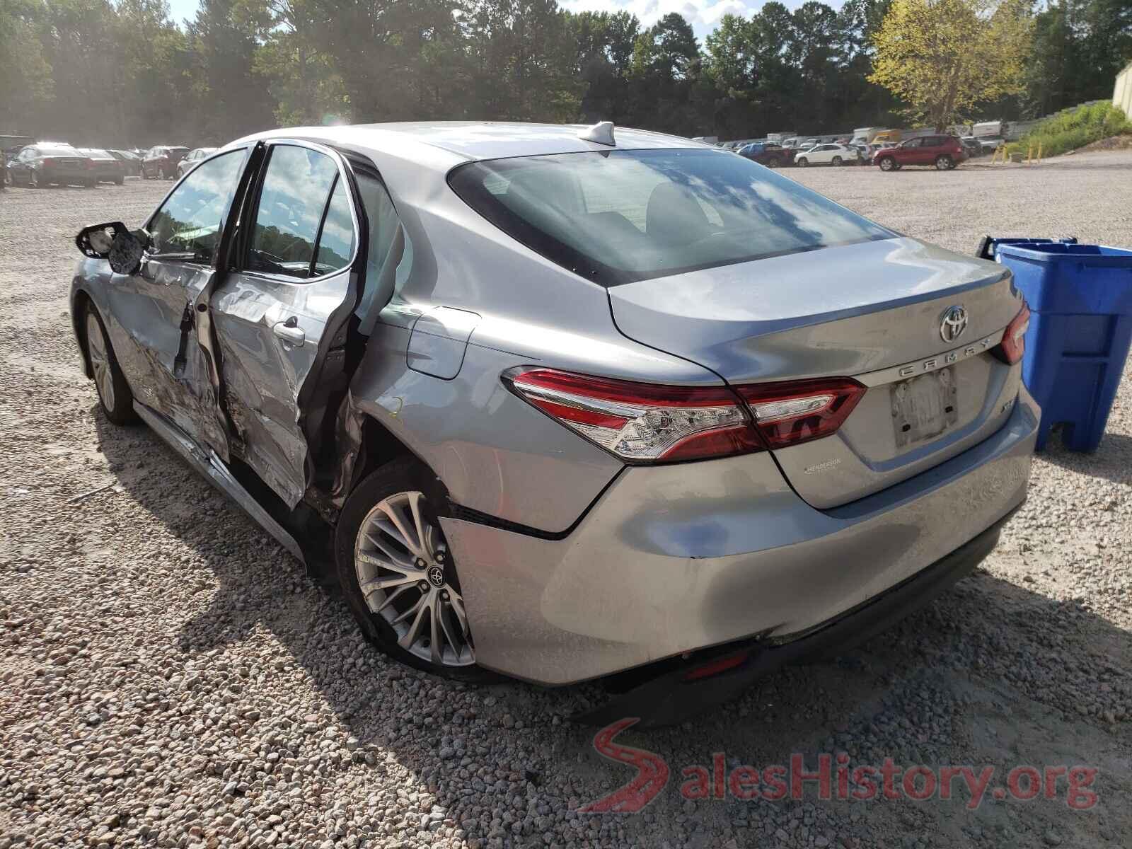 4T1B11HKXKU761692 2019 TOYOTA CAMRY