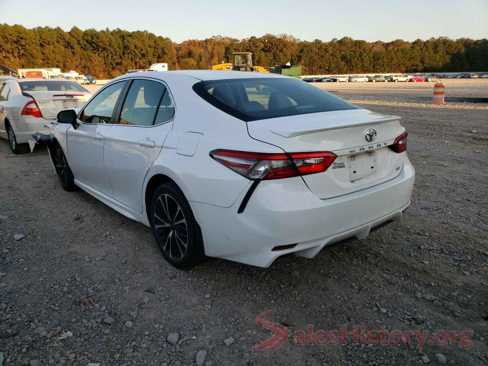 4T1B11HK3JU021738 2018 TOYOTA CAMRY