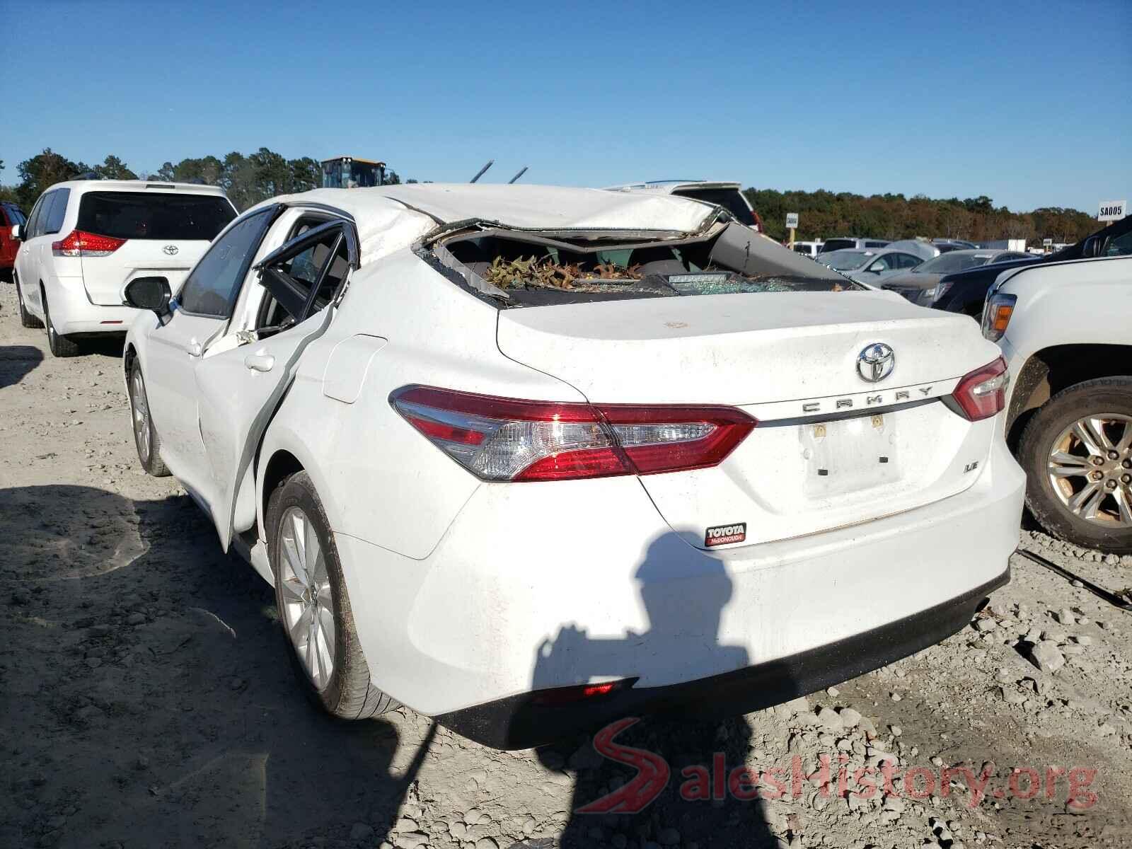 4T1B11HK1JU152568 2018 TOYOTA CAMRY