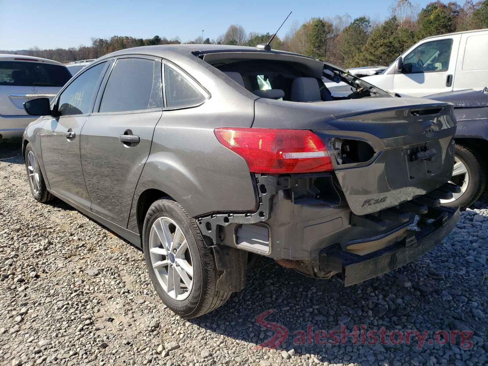 1FADP3F24JL236082 2018 FORD FOCUS