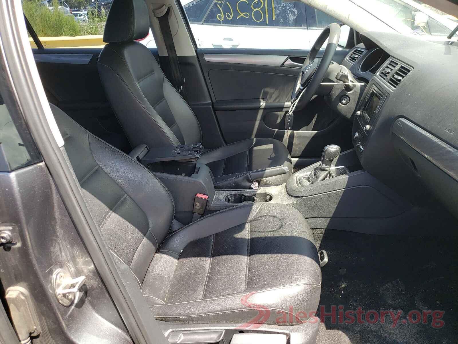 3VWDB7AJ2JM229786 2018 VOLKSWAGEN JETTA