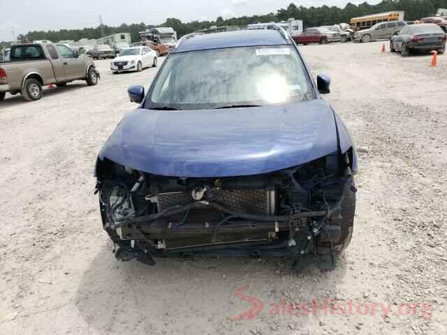 KNMAT2MT4HP533385 2017 NISSAN ROGUE