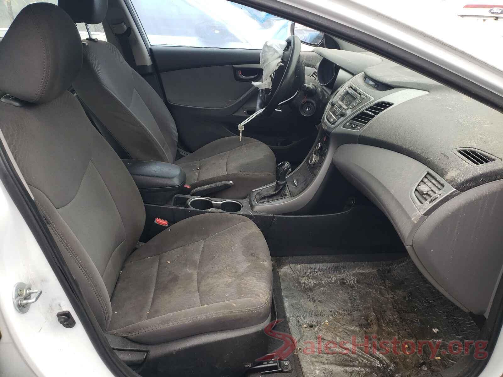 5NPDH4AE1GH752749 2016 HYUNDAI ELANTRA