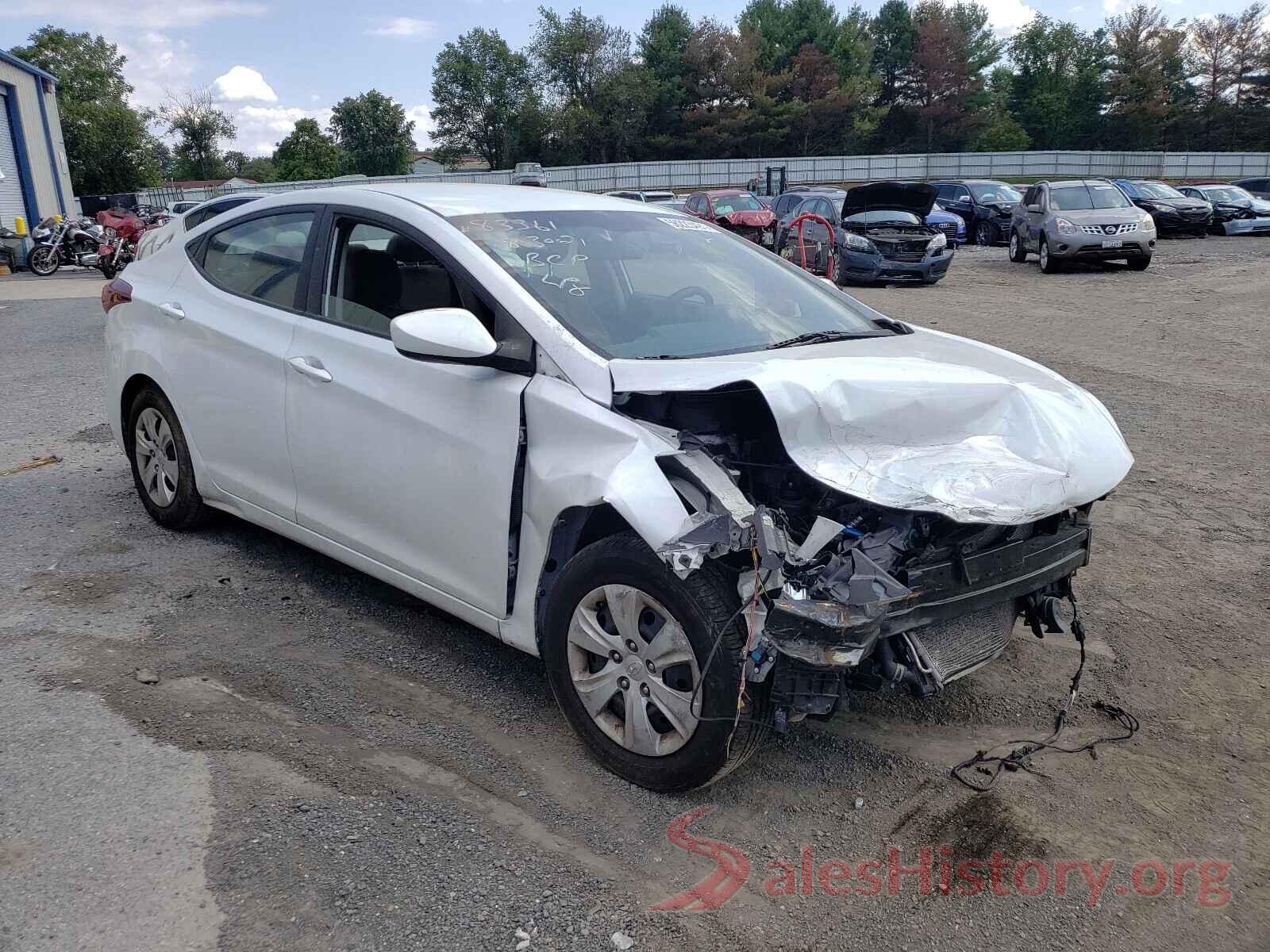 5NPDH4AE1GH752749 2016 HYUNDAI ELANTRA