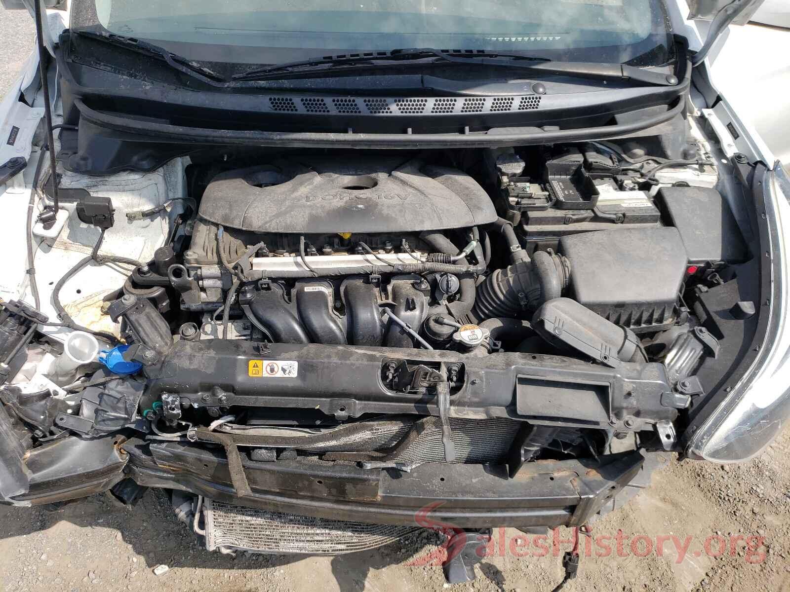 5NPDH4AE1GH752749 2016 HYUNDAI ELANTRA