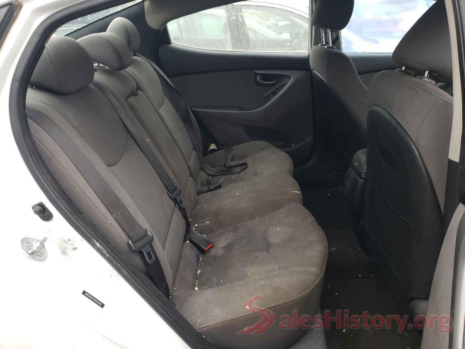 5NPDH4AE1GH752749 2016 HYUNDAI ELANTRA