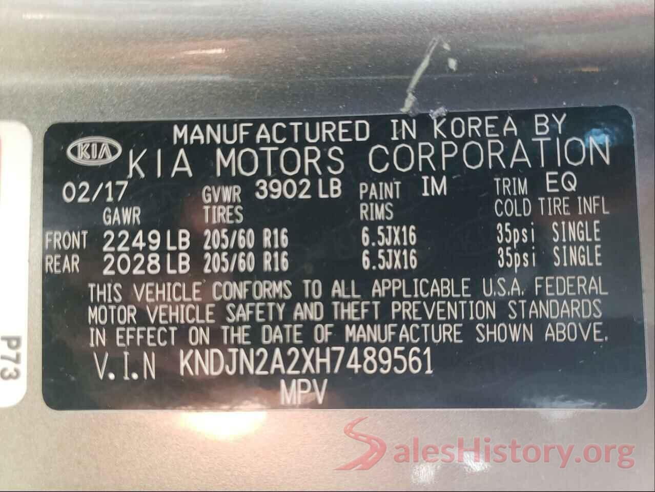 KNDJN2A2XH7489561 2017 KIA SOUL