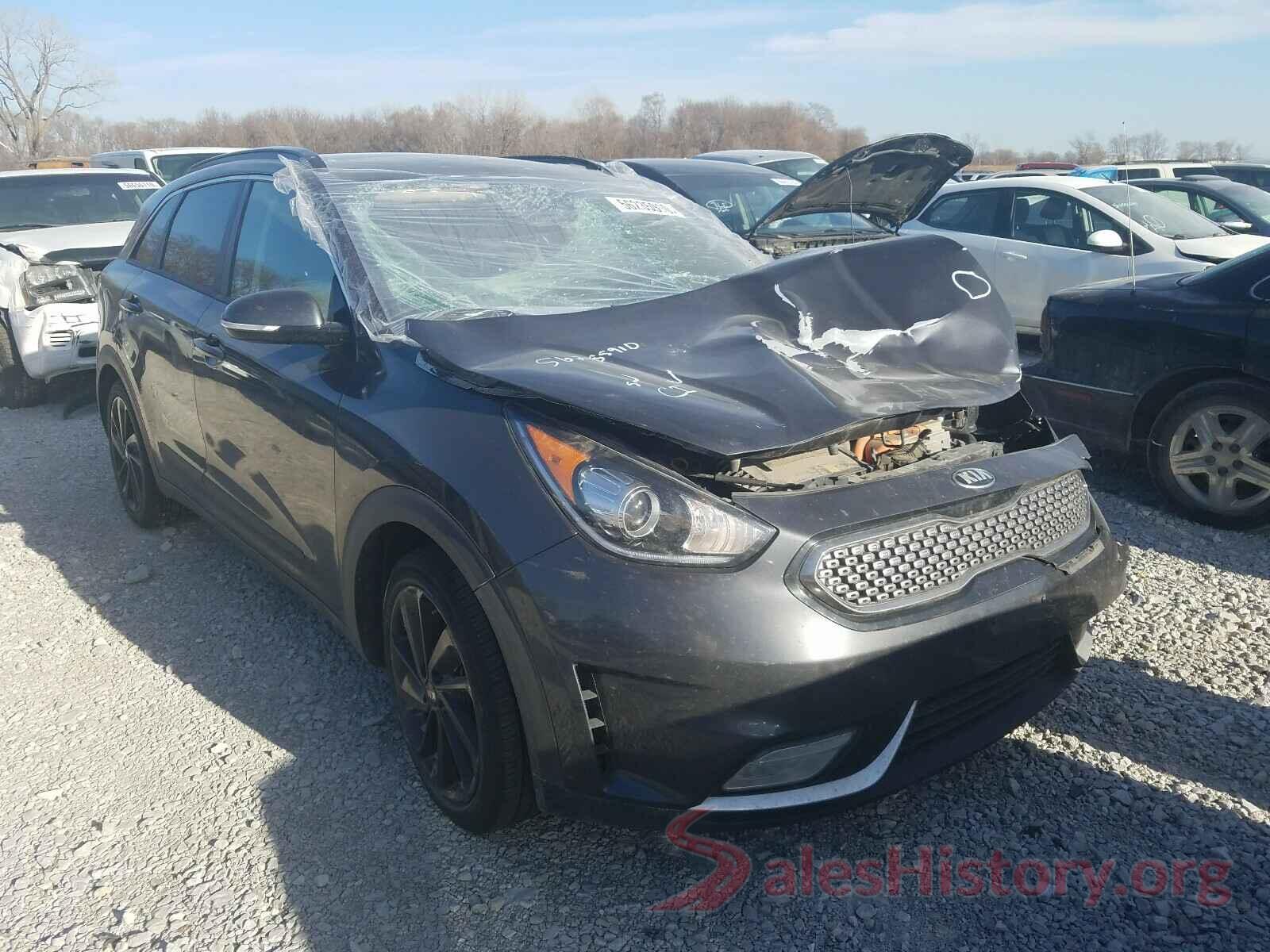 KNDCC3LC1K5222760 2019 KIA NIRO