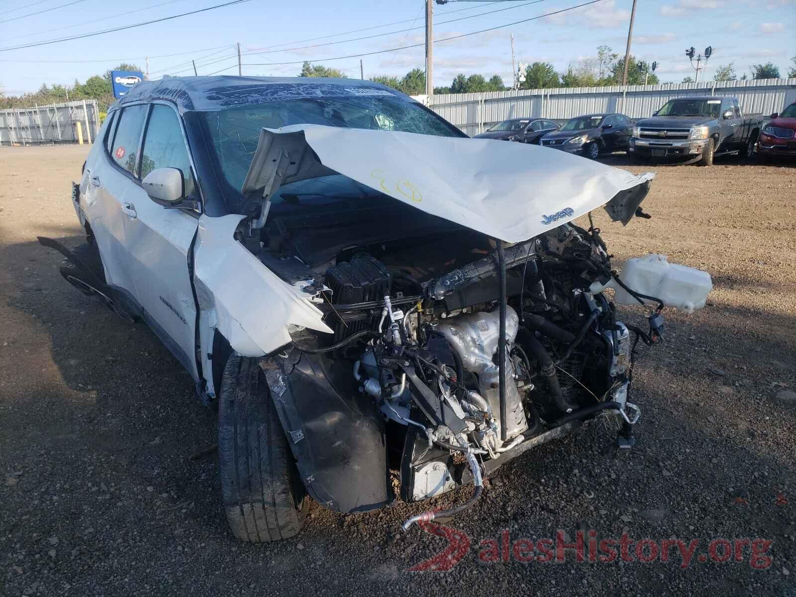 3C4NJDCB6JT350471 2018 JEEP COMPASS