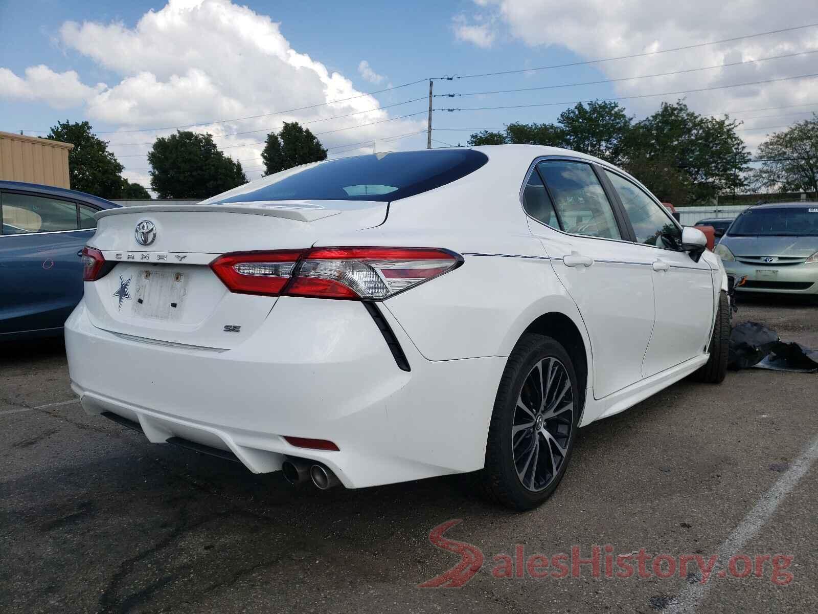 4T1B11HK5KU245885 2019 TOYOTA CAMRY