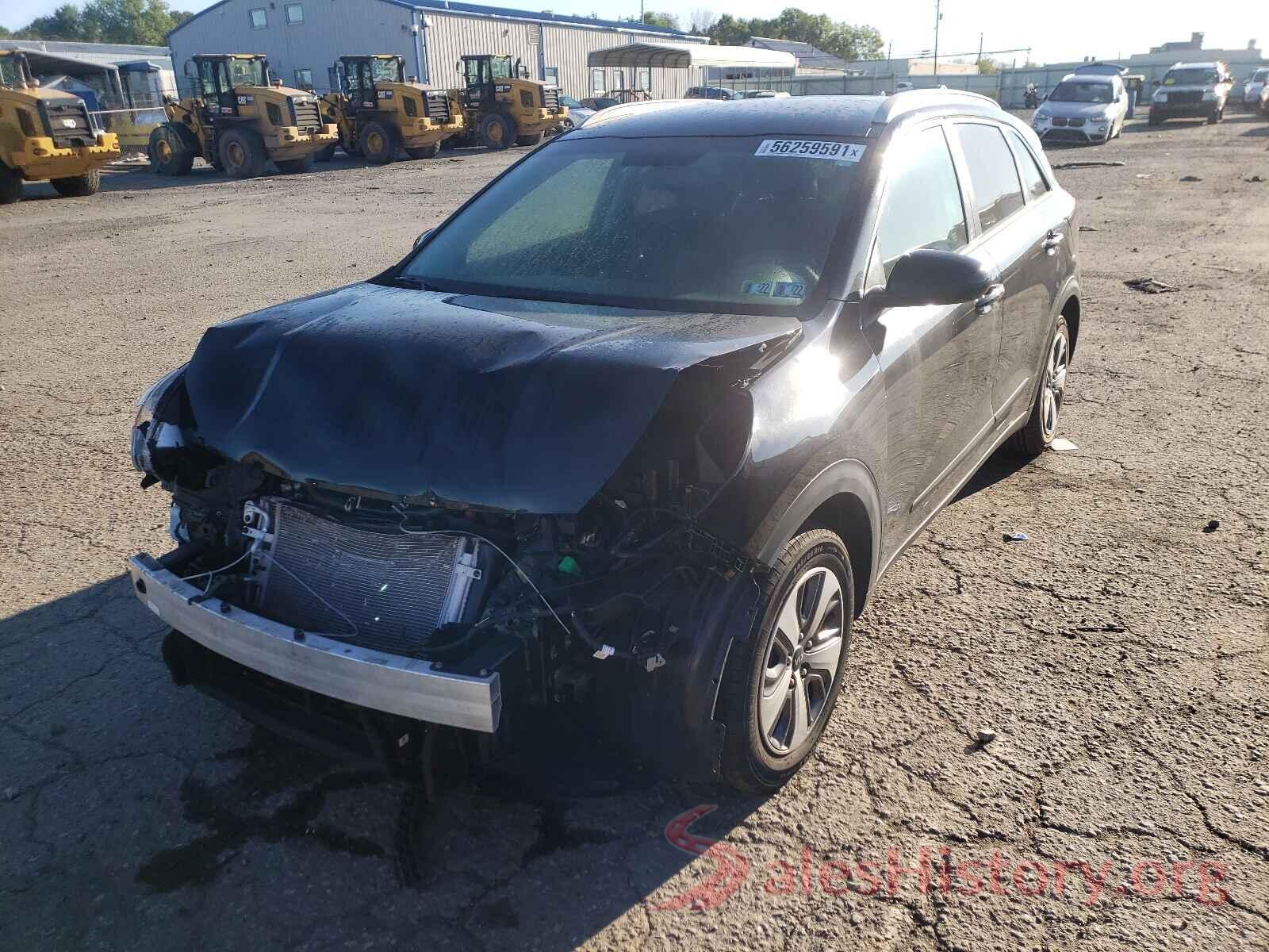 KNDCB3LC3J5210367 2018 KIA NIRO