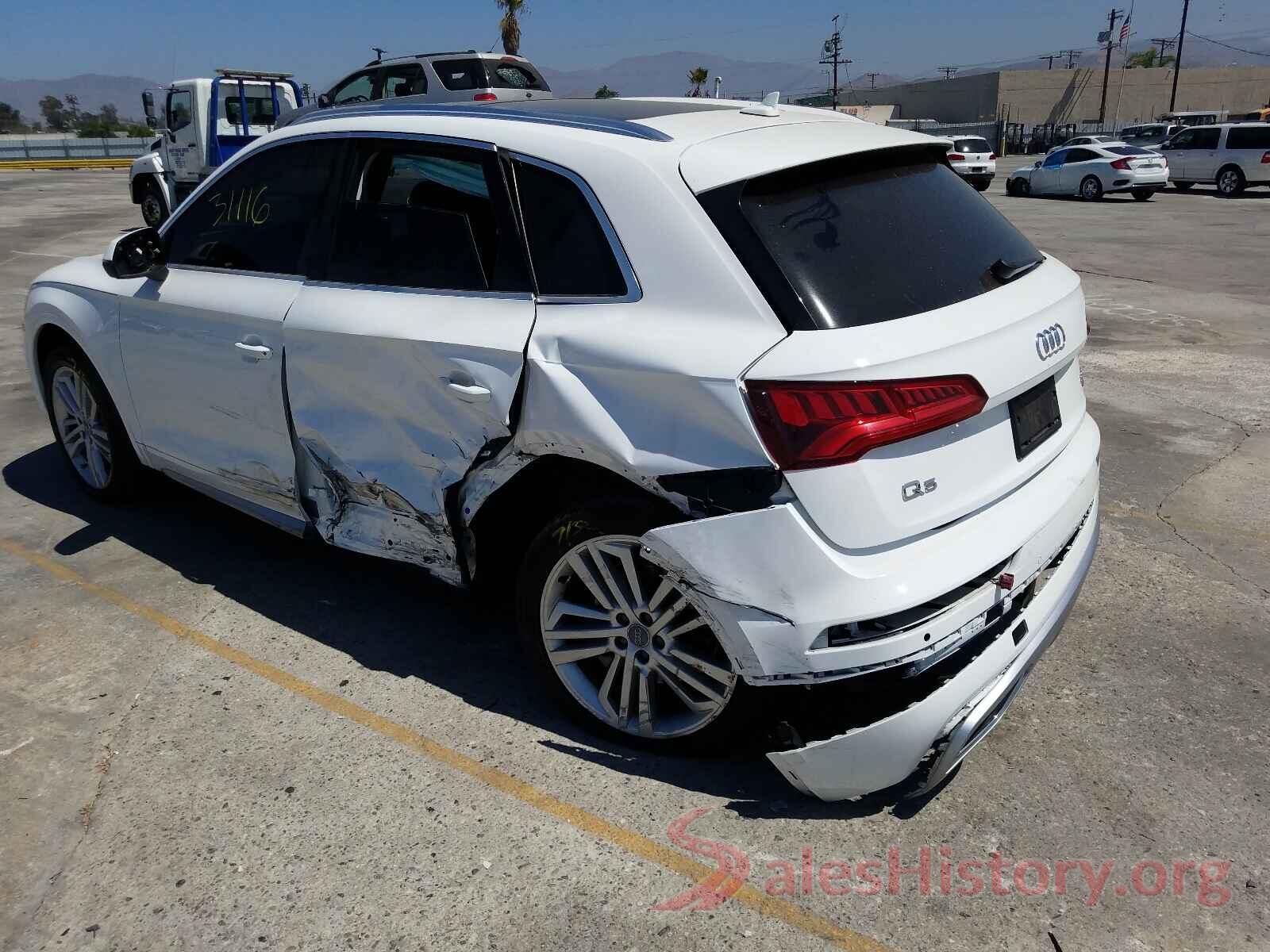 WA1BNAFY2J2207471 2018 AUDI Q5