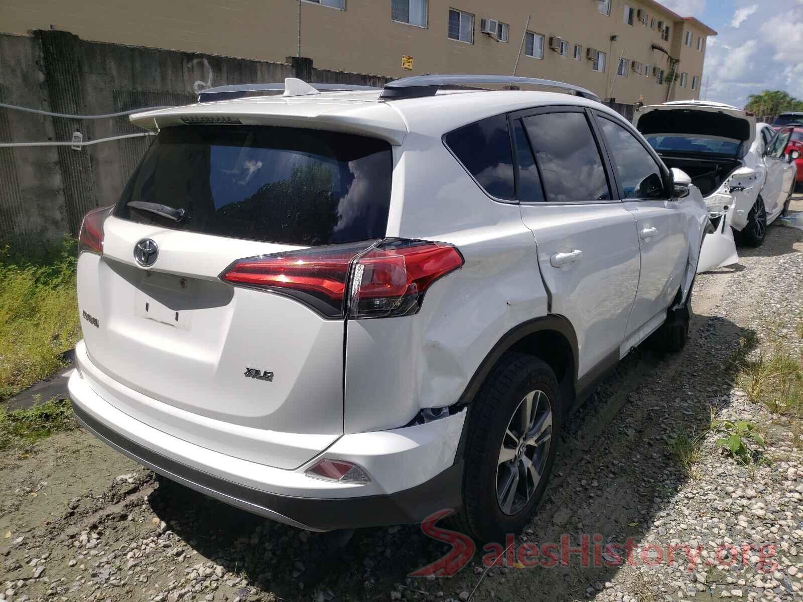 2T3WFREV8HW335810 2017 TOYOTA RAV4