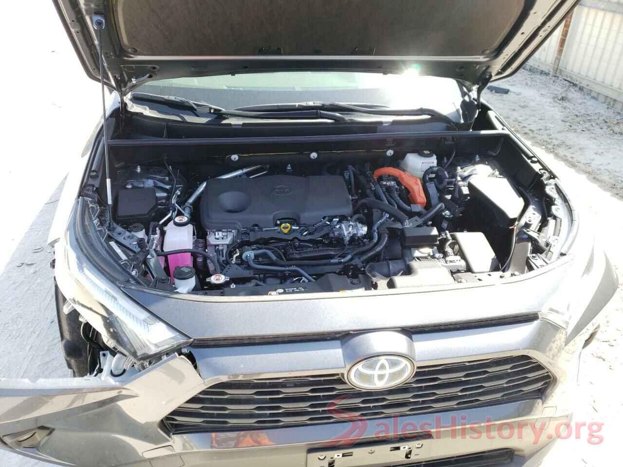 JTMB6RFVXND524982 2022 TOYOTA RAV4