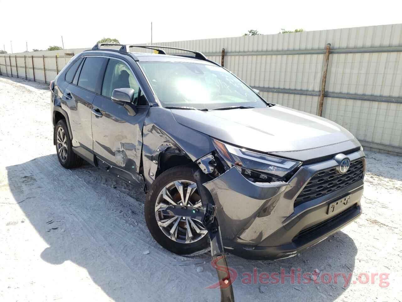 JTMB6RFVXND524982 2022 TOYOTA RAV4