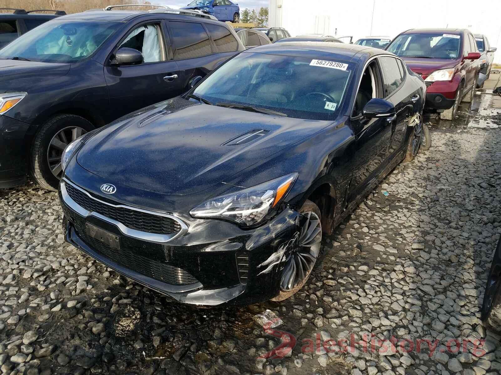 KNAE25LA2J6022322 2018 KIA STINGER