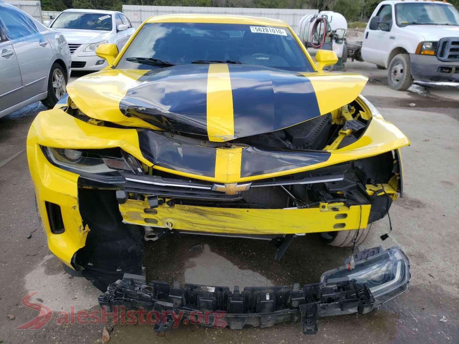 2017 CHEVROLET CAMARO VIN 1G1FB1RS8H0176698, interior center console