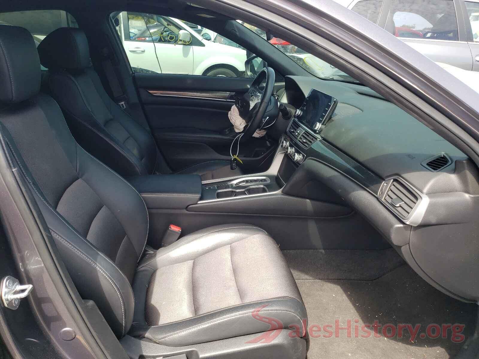 1HGCV2F37JA043260 2018 HONDA ACCORD