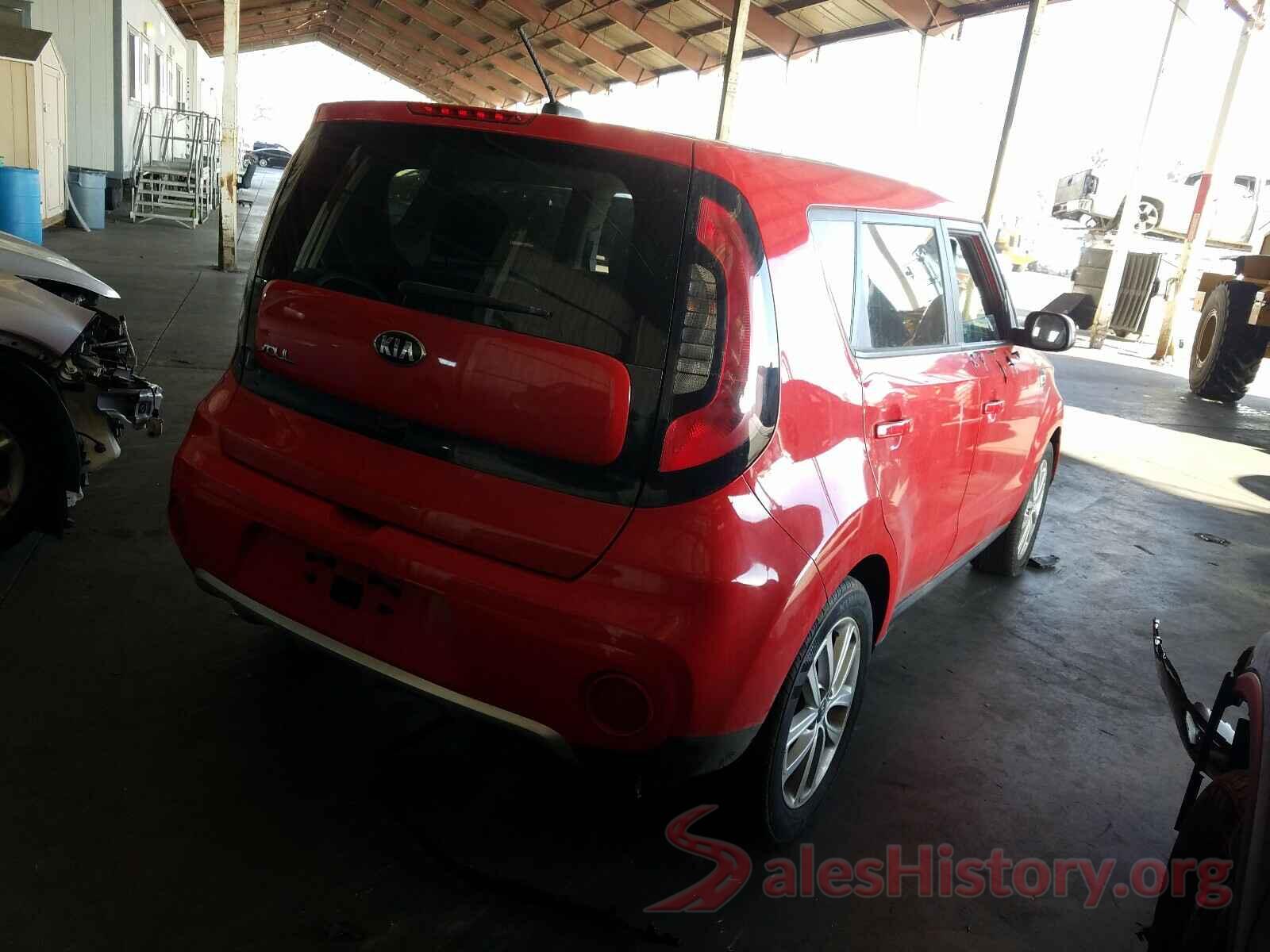 KNDJP3A53J7526675 2018 KIA SOUL