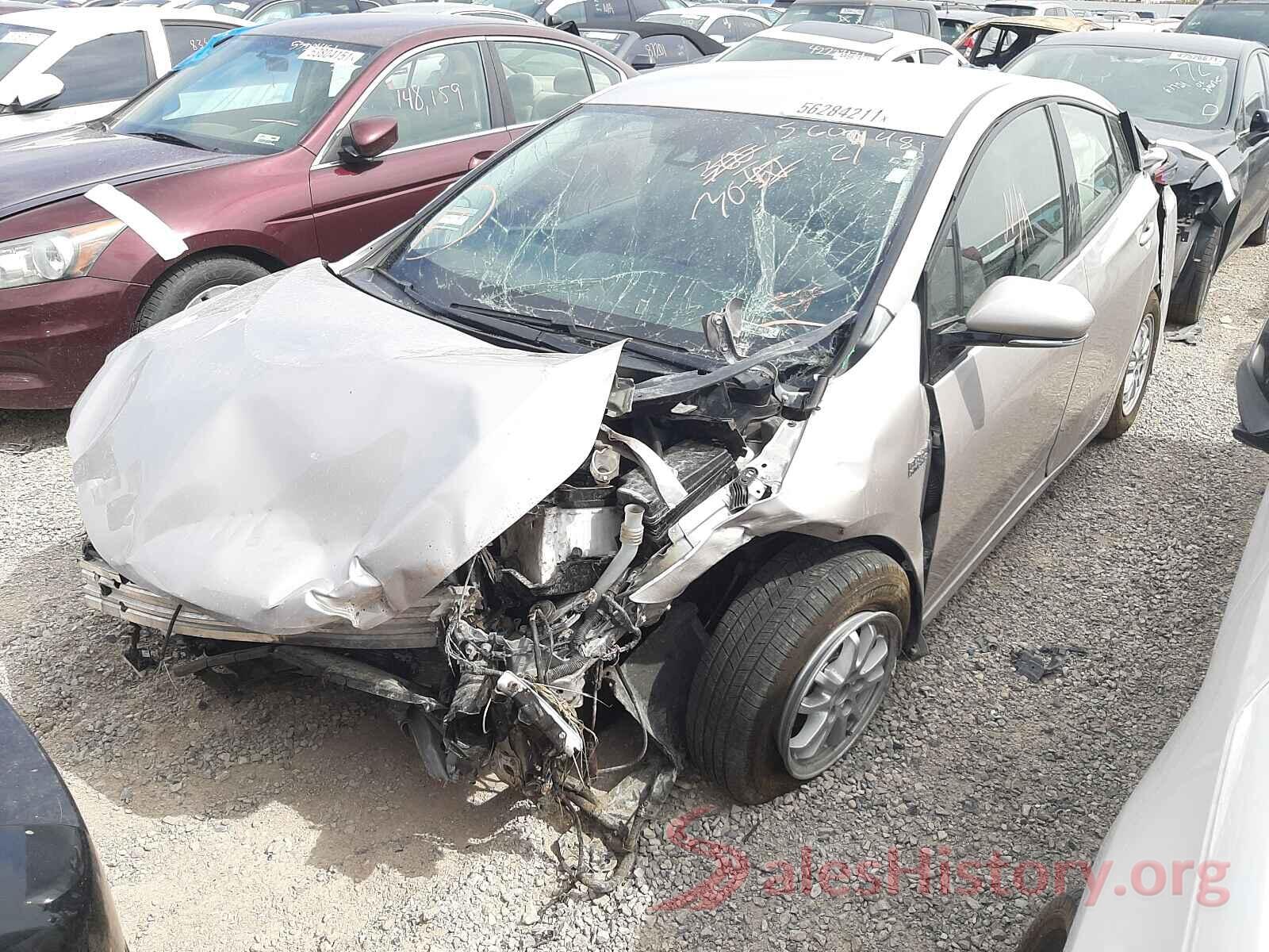 JTDKARFPXK3119075 2019 TOYOTA PRIUS